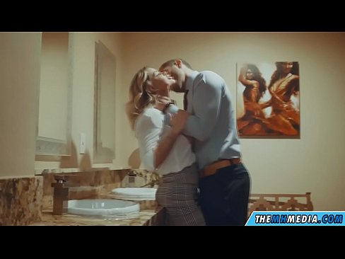 ❤️ Калі грудастая бландынка спакушае цябе ў грамадскім туалете ❤❌ Порна-відэа у порна be.xxxomg.ru